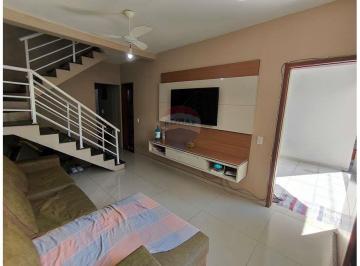 Apartamento · 165m² · 3 Quartos · 1 Vaga · CASA TRIPLEX COM 03 QTS, 01 SUÍTE, 01 VAGA