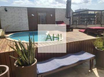Apartamento · 315m² · 4 Quartos · 3 Vagas · Cobertura luxuosa à venda em Icaraí, Niterói-RJ: 4 quartos, 2 suítes, 2 salas, 4 banheiros, 3 vagas