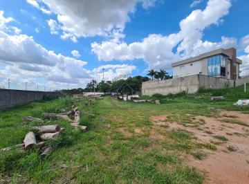 Terreno · 2000m² · Terreno à venda no Jardim Panorama em Vinhedo.