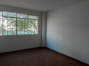 Casa · 115m² · 3 Quartos · Sobrado com 3 dormitórios para alugar, 115 m² por R$ 1.300,00/mês - Zona 04 - Maringá/PR