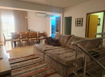 Apartamento · 198m² · 4 Quartos · 4 Vagas · Apartamento Duplex com 4 quartos à venda, bairro Brasil - Uberlândia/MG