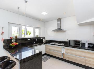Casa · 390m² · 4 Quartos · 2 Vagas · Sobrado com 4 quartos à venda em Vila ipojuca - SP
