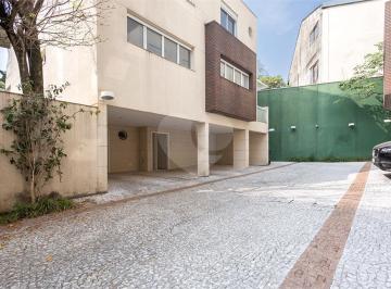 Área de Serviço · Condomínio com 4 quartos à venda em Vila madalena - SP