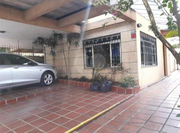 Sem Categoria · Sobrado com 3 quartos à venda em Vila ipojuca - SP