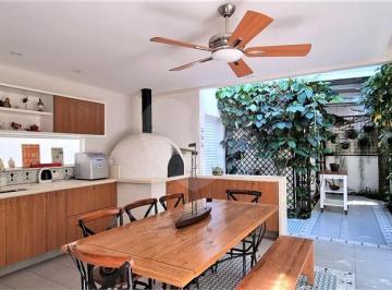 Casa · 350m² · 3 Quartos · 4 Vagas · Sobrado com 3 quartos à venda em Butantã - SP