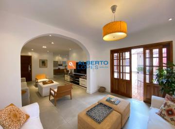 Casa · 384m² · 3 Quartos · 3 Vagas · CASA 03 QUARTOS COM ÁREA GOURMET NO JARDIM GUANABARA, ILHA DO GOVERNADOR