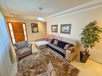 Casa · 186m² · 3 Quartos · 2 Vagas · JA PENSOU EM MORAR BAIRRO NOBRE E A POUCOS MINUTOS DO BOSQUE 2