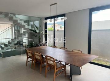 Casa · 360m² · 4 Quartos · 5 Vagas · Casa à venda no Condomínio Brisas Jundiaí com 4 quartos, Jardim das Samambaias/Malota - Jundiaí