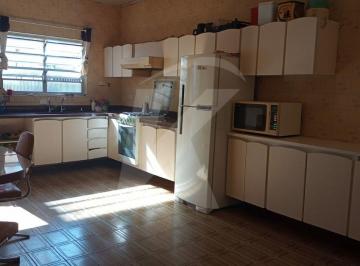 Casa · 154m² · 4 Quartos · 4 Vagas · Casa interessante, oportunidade de investimento em Santa Teresinha