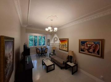 Apartamento · 132m² · 2 Quartos · 2Qts totalmente reformado Sala em 2 ambientes 2 Banheiros 132m2 Cozinha toda planejada Janelas antir