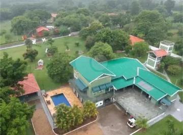 Área de Serviço · Chácara com 9 quartos à venda em Camargo - SP