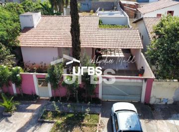 Casa de 3 quartos, Aparecida de Goiânia · CASA TERREA 127MT 3 QUARTOS SENDO 1 SUITE SETOR VILA BRASILIA 