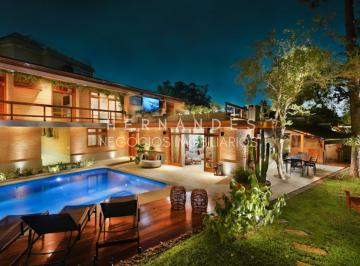 Foto 01 · Casa de alto padrão em condomínio de Alphaville, Barueri-SP  695m².
