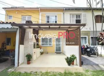 Casa · 130m² · 3 Quartos · 2 Vagas · Linda casinha de vila totalmente reformada no Campo Belo !
