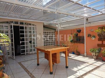 Casa · 173m² · 3 Quartos · 1 Vaga · Casa a Venda na Vila Santa Catarina com 3 quartos, 1 suíte, 1 vaga e quintal