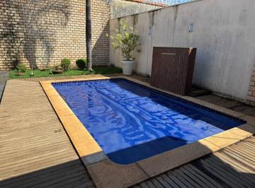 Casa · 225m² · 3 Quartos · 4 Vagas · Casa à venda, 225 m² por R$ 1.100.000,00 - Tibery - Uberlândia/MG