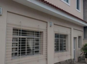 Casa · 303m² · 3 Quartos · 2 Vagas · Casa ampla entre os bairros Porto da Pedra e Camarão.