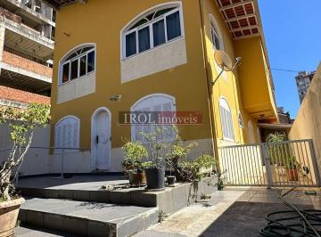 Casa · 200m² · 4 Quartos · 2 Vagas · Casa Sobrado em Centro, Itajaí/SC