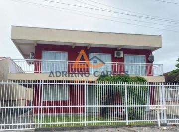 Casa · 150m² · 5 Quartos · Casa de Temporada Meia Praia Navegantes