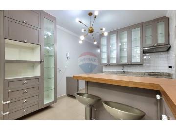 Apartamento · 67m² · 2 Quartos · 1 Vaga · Apartamento com 2 dormitórios, 1 suíte e vaga dupla na Vila Pires.