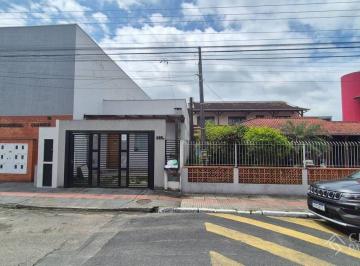 Comercial · 300m² · 8 Quartos · PRÉDIO A VENDA COM 8 KITNETS NA RUA CHAPECÓ NO BAIRRO DOS MUNICIPIOS EM BALNEÁRIO CAMBORIÚ