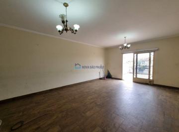 Casa · 250m² · 3 Quartos · 2 Vagas · Sobrado com 250m² distribuidos em 03 dormitórios sendo 01 suite e 2 vagas de garagem