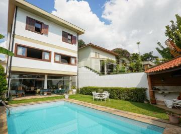 Casa · 680m² · 4 Quartos · 6 Vagas · Casa em condomínio fechado, com 4 dormitórios (2 suítes), piscina e 6 vagas no Morumbi.