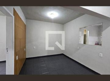 Casa · 70m² · 1 Quarto · 1 Vaga · Casa para Aluguel - Santos Dumont, 1 Quarto,  70 m² - Nilópolis