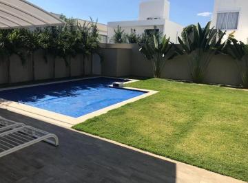 Casa · 400m² · 4 Quartos · 7 Vagas · Sobrado com 4 quartos à venda, Condomínio Villa dos Ipês - Uberlândia/MG
