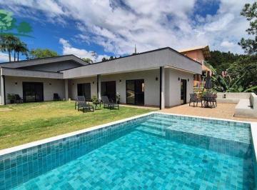508e8199f4fc4f7018375a88e4ef6d967c8996d0 · Casa térrea e nova