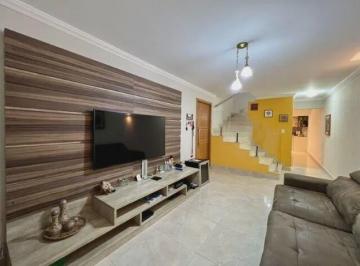 Casa · 150m² · 3 Quartos · 2 Vagas · Linda Casa Sobrado