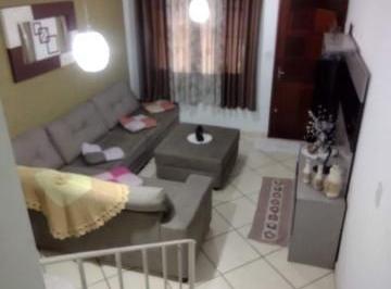 Casa · 220m² · 3 Quartos · 2 Vagas · Casa Sobrado - Oportunidade