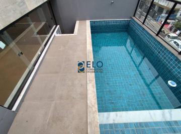 Casa · 280m² · 3 Quartos · 2 Vagas · Imperdível oportunidade de compra: Casa de alto padrão com 3 quartos, 3 suítes e 280m² no Embaré, Sa