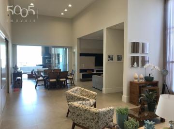 Foto 18 · Casa à venda no Condomínio Campos de Santo Antônio II, com 350m² de área construída e 700m² de área