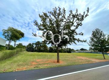 Foto 01 · Lindo e exclusivo lote com 3067m2 no condomínio Quinta da Baroneza em Bragança Paulista. Fundo para