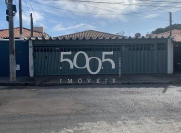 Foto 01 · Casa no Bairro São Luiz, bem localizada no bairro que oferece todos serviços a poucos passos.