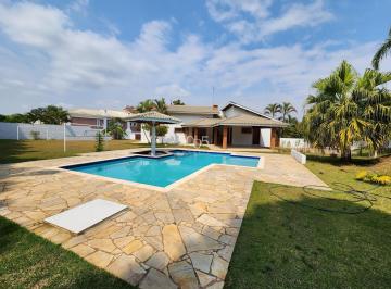 Foto 01 · Casa à venda no Condomínio Village Castelo, com 273m² de área construída em um terreno de 1.477m², p