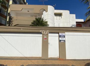 Foto 01 · Casa à venda com fins comerciais ou residencial  no Centro da cidade, com 312m² de área construída