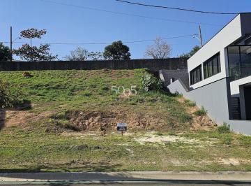 Foto 01 · Terreno à venda no Condomínio Lagos D' Icarai com 344m² de terreno, em aclive