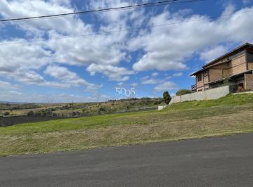 Foto 01 · Ótimo terreno, com área total de 943m² à venda no Condomínio Xapada de Itu. Ótima topografia e rua t