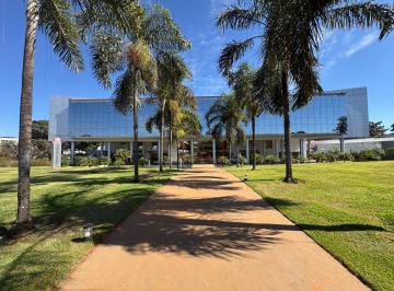 Comercial , Brasília · LOJA DE 74 METROS - REFORMADA - RECEPÇÃO, SALA DE REUNIAO COPA E BANHEIRO E 02 VAGAS
