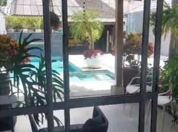 Casa · 334m² · 3 Quartos · 3 Vagas · Sobrado Cinematográfico, moderno 3 suítes, 3 vagas Piscina, excelente área de lazer R$2.099.900,00