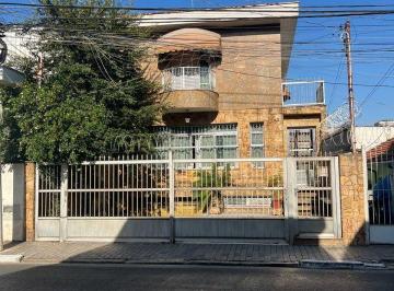 Casa · 500m² · 4 Quartos · 6 Vagas · Lindo Sobrado Com Construção Diferenciada
