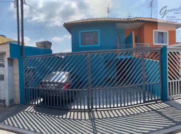 Casa · 146m² · 3 Quartos · 2 Vagas · Excelente Sobrado no Jd Santa Mena com 3 dorms, 1 suíte, 2 vagas R$749.900,00