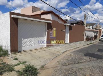 whatsapp-image-2024-12-19-at-4-38-17-pm1734637492385.jpeg · Vendo casa com 3 suítes, Sala de estar grande, sala de TV e cozinha ampla. 2 dependências. Garagem