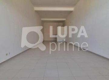 Comercial · 136m² · LOJA COMERCIAL COM 136M² PARA LOCAÇÃO NO JAÇANÃ