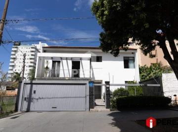 Casa · 311m² · 4 Quartos · 4 Vagas · Sobrado no Bairro Santa Fé