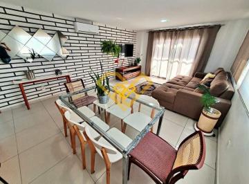 Apartamento · 208m² · 3 Quartos · 2 Vagas · Cobertura 3 Quartos à venda em Santos - SP
