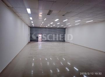 Comercial · 330m² · EXCELENTE LOJA COM VÃO LIVRE BEM LAGO TREZE BEM LOCALIZADA