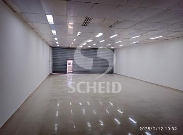 Comercial · 330m² · EXCELENTE LOJA COM VÃO LIVRE BEM LAGO TREZE BEM LOCALIZADA